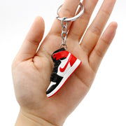 3D Mini Shoes Keychain Anime British Style Small Sneaker Keychains For Bags Small Gift Key Chain Jewelry Car Keyring Accessory