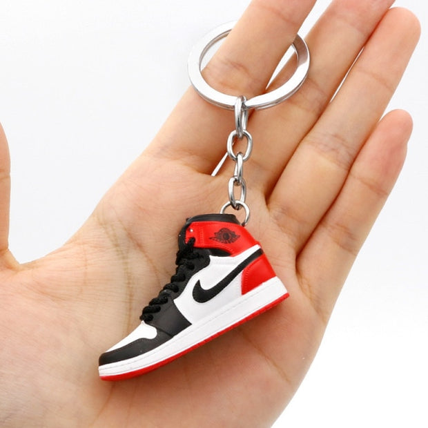 3D Mini Shoes Keychain Anime British Style Small Sneaker Keychains For Bags Small Gift Key Chain Jewelry Car Keyring Accessory