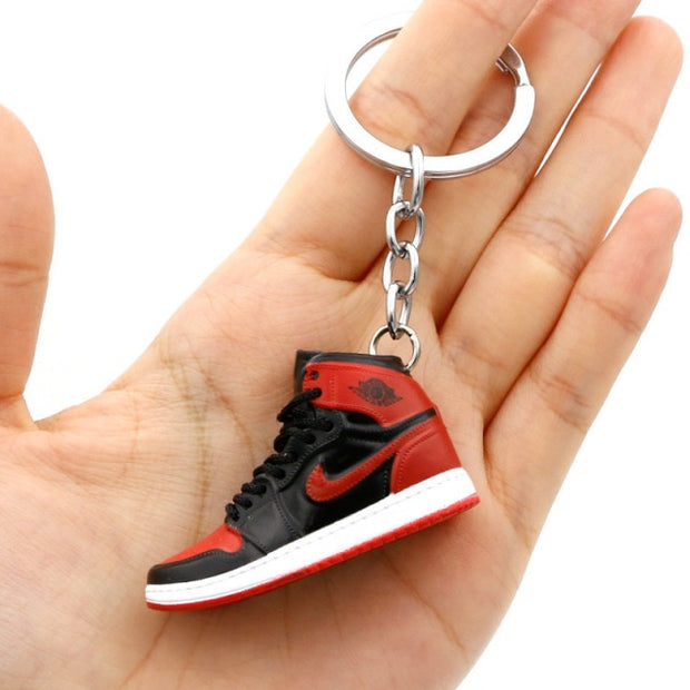 3D Mini Shoes Keychain Anime British Style Small Sneaker Keychains For Bags Small Gift Key Chain Jewelry Car Keyring Accessory