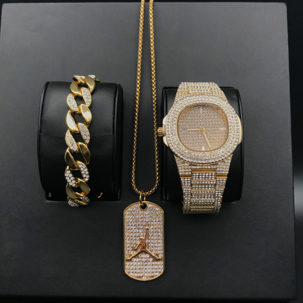 Luxury Hip Hop Diamond Set with Basketball Pendant Necklace