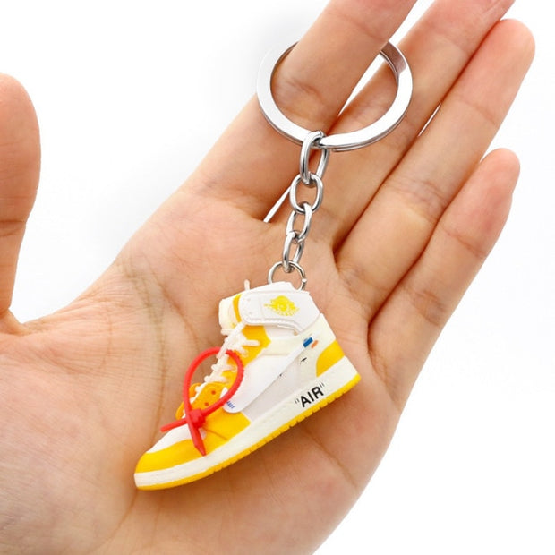 3D Mini Shoes Keychain Anime British Style Small Sneaker Keychains For Bags Small Gift Key Chain Jewelry Car Keyring Accessory