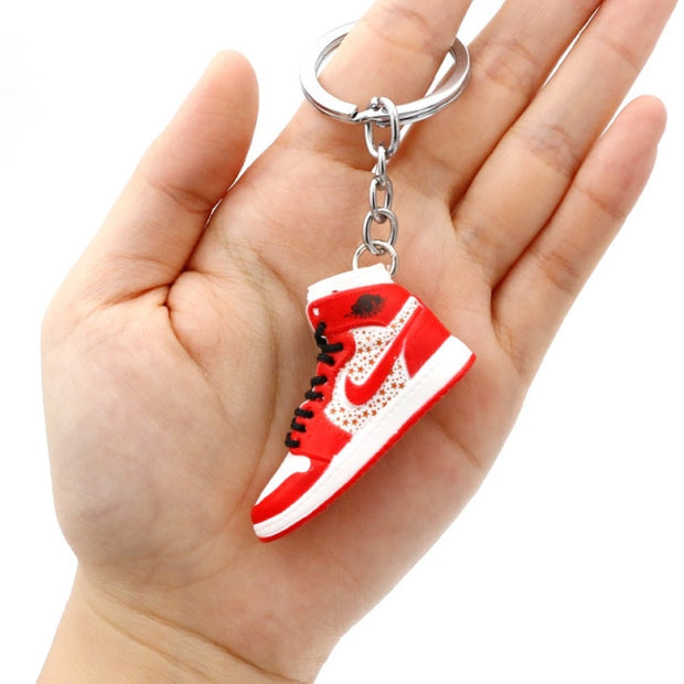 3D Mini Shoes Keychain Anime British Style Small Sneaker Keychains For Bags Small Gift Key Chain Jewelry Car Keyring Accessory