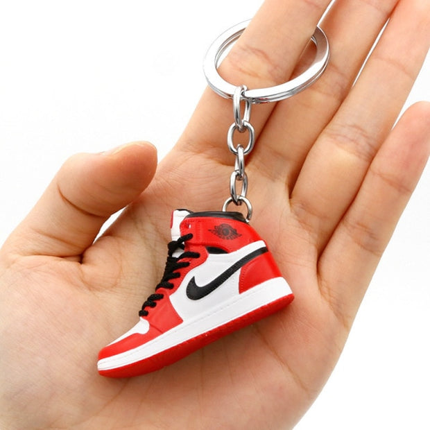 3D Mini Shoes Keychain Anime British Style Small Sneaker Keychains For Bags Small Gift Key Chain Jewelry Car Keyring Accessory