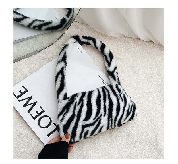 Winter Zebra Pattern Shoulder Underarm Bag